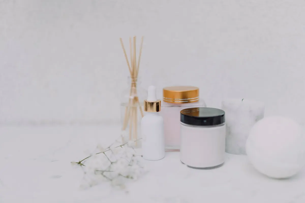 How to Layer Home Fragrance: Building a Signature Scent for Your Home